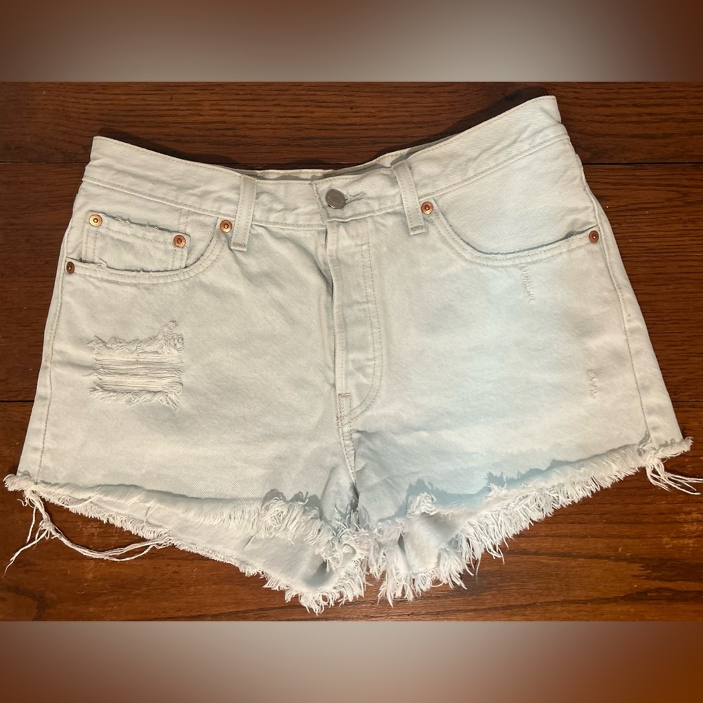 Levi 501 shorts - light denim